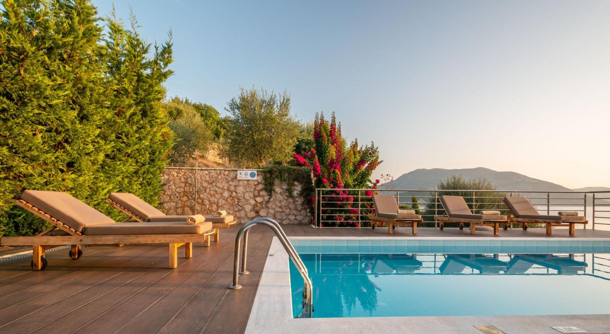 Iris Villas Lefkada - Marine Villa With Private Sea Access シヴォタ エクステリア 写真